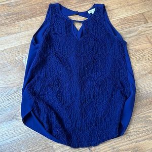 Lily White Tank Size XS